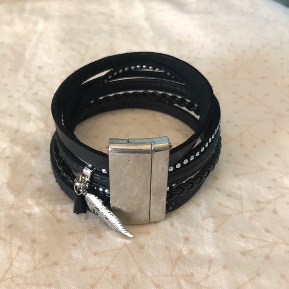 Black bracelet - Picture 3 of 3